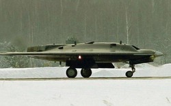 Vệ tinh phát hiện siêu máy bay mới của Nga Putin muốn giấu kín