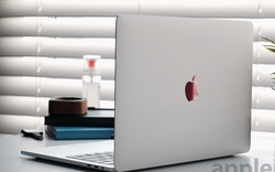 Trên tay MacBook Pro 13 inch 2019 “nóng bỏng tay”