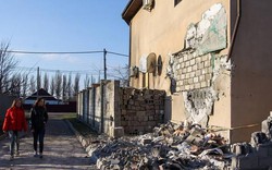 Quân đội Ukraine bắn phá dữ dội 5 khu dân cư ở Donetsk, chọc giận Nga