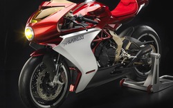 Siêu xe MV Agusta Superveloce 800 chính thức lên dây chuyền sản xuất