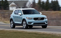 Chốt giá 1,75 tỷ đồng, Volvo XC40 thách thức phân khúc SUV sang cỡ nhỏ