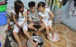 Nghi bạn cùng phòng qua lại với bạn trai, cô gái đánh ghen và nhận cái kết đắng