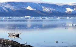 Hai tỉ tấn băng ở hòn đảo Bắc Cực biến mất chỉ trong một ngày