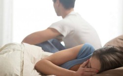 Sau đêm tân hôn, chồng lấy lý do yếu sinh lý để ngủ riêng