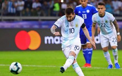 "Nhờ" 2 quả penalty, Argentina may mắn thoát nạn trước Paraguay