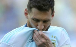 Messi khiến CĐV Argentina “phát cuồng” vì... hát quốc ca