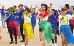 Màn nhảy flashmob kêu gọi bảo vệ môi trường du lịch biển