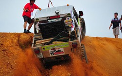 Vietnam Offroad Cup 2012 và những đường đua nghẹt thở