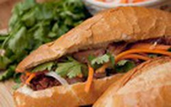 Lâm Đồng: Ăn bánh mì, 22 người ngộ độc