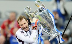 Cech muốn làm nên lịch sử tại Champions League