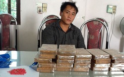 Bắt vụ vận chuyển heroin và 12.000 viên ma túy