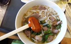 Phở Việt, bếp Tây ở London