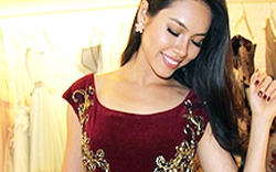 Hoàng My rạng ngời trong đêm khai mạc Miss World 2012