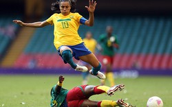 Marta dẫn dắt Brazil thắng trận ra quân