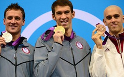 Huyền thoại Olympic Michael Phelps giành tấm HC thứ 20