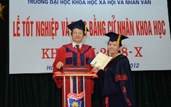 Cô gái khuyết tật người Mông tốt nghiệp ĐH loại Giỏi