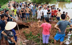 Quảng Ninh: Đê bảo vệ hàng nghìn hộ dân bị sạt lở