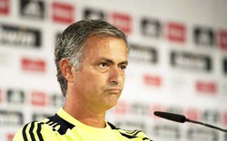 Thua Barca, Mourinho công kích trọng tài biên