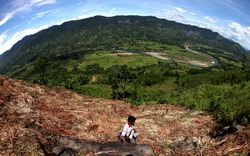 Làng Bung chờ núi sập