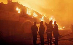 Cháy nhà máy pháo hoa, ít nhất 52 người chết