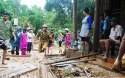 Lang Chánh tan hoang sau lũ quét