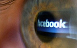 Trường học dạy về mối nguy hiểm của Facebook