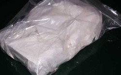 Một người Trung Quốc vận chuyển gần 4kg heroin