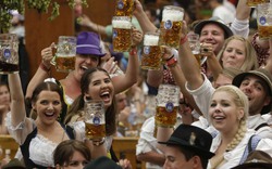 Ngây ngất hơi men cùng lễ hội bia Đức