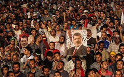 Quân đội lật đổ Tổng thống Ai Cập: không khó dự đoán!