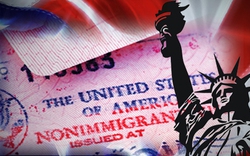Nhân viên ngoại giao Mỹ đổi visa lấy... sex