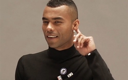 SỐC: Sập bẫy “gái mạng”, băng sex của Ashley Cole bị phát tán