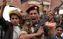 Chiến binh bộ tộc bắn rơi trực thăng quân đội Yemen