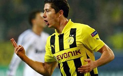 Tăng lương gấp 3, Lewandowski ở lại Dortmund