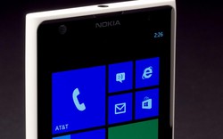 Phablet đầu tiên của Nokia mang tên gì?