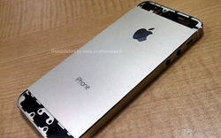 Lộ ảnh iPhone 5S phiên bản màu vàng