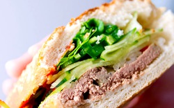 Bánh mì pate Việt Nam lọt top món ăn đường phố ngon nhất thế giới