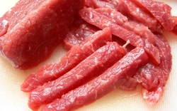 Thịt bị bơm nước dễ nhiễm khuẩn