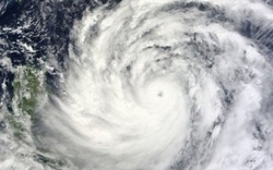 Siêu bão Usagi mạnh nhất năm tiến vào Trung Quốc