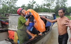 TT- Huế: Hơn 100 nhà dân hư hại, 1 người bị thương do bão  
