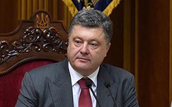 Tổng thống Ukraine bất ngờ cách chức tướng an ninh
