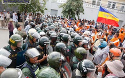 Đề nghị Campuchia giải quyết tình trạng gây rối trước Đại sứ quán Việt Nam
