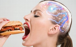  8 thực phẩm khiến não bị phá hủy mỗi ngày