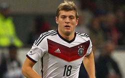 Toni Kroos đã có mặt ở Tây Ban Nha