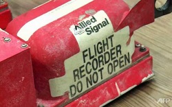 Malaysia bàn giao hộp đen chuyến bay MH17 cho Hà Lan