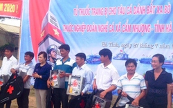 Bộ Y tế trao 157 tủ thuốc cho ngư dân Hà Tĩnh