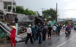 Cần Thơ: Lốc xoáy tràn qua, hơn 50 nhà sập, 5 người bị thương