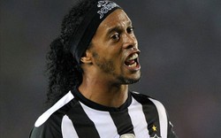 Ronaldinho chuẩn bị sang Premier League chơi bóng