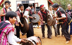 Cồng chiêng Tây Nguyên lo bị “Âu hóa”