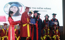 ĐH Kinh tế TP.HCM trao bằng thạc sỹ, cử nhân tiêu chuẩn quốc tế