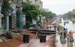 Tổng cục trưởng Tổng cục Đường bộ Việt Nam: Không cho phép đào hào hai bên đường